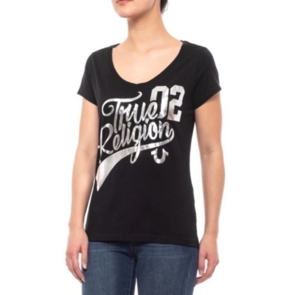NWT. TRUE RELIGION Women’s Foil Top